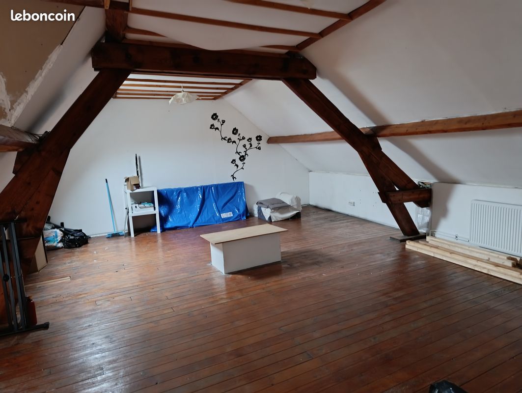 Maison 10 pièces 220 m² · à Méricourt · 220 m² · 195 000 €