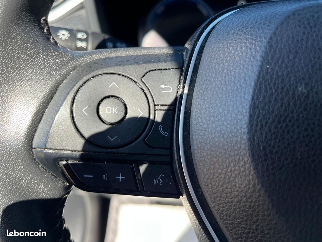 TOYOTA RAV4 HYBRIDE PRO MY23 218 ch 2WD Dynamic Business + Beyond Zero Academy TVA RECUPERABLE (image 19)