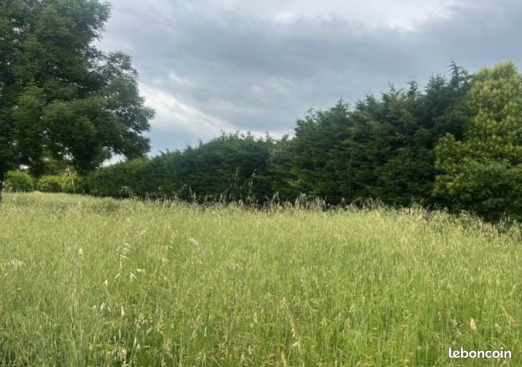 Terrain 340 m² Loriol Sur Drome · à Loriol-sur-Drôme · 69 000 €