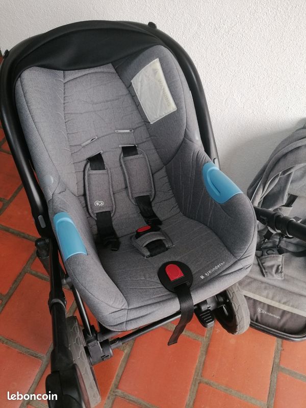Poussette 3 en 1 Kinderkraft Moov - complète - bon état (image 18)