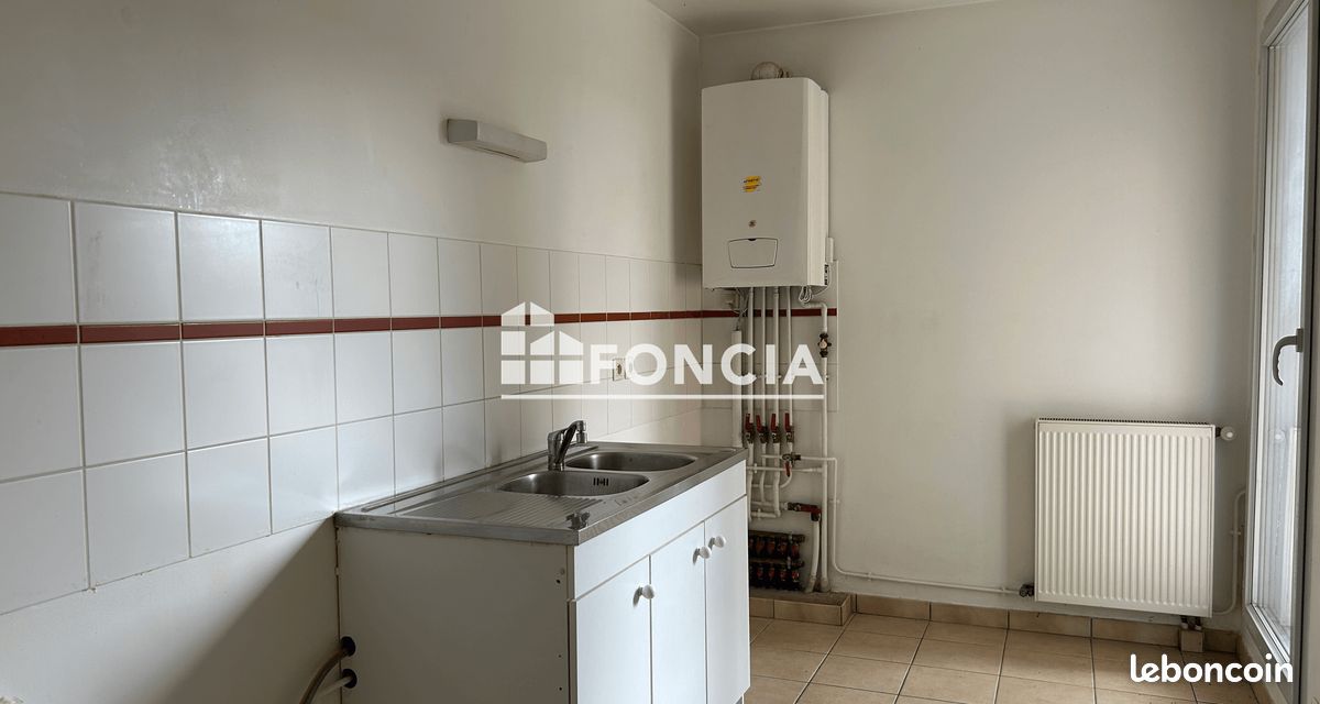 Apartment (image 4)