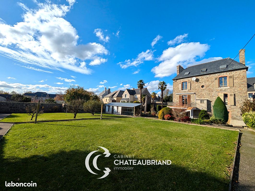 Maison 8 pièces 191 m² · à Dol-de-Bretagne · 191 m² · 569 000 €