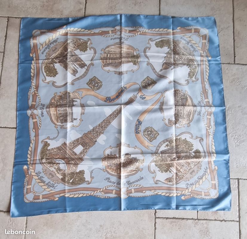 Foulard neuf des monuments de Paris (image 1)