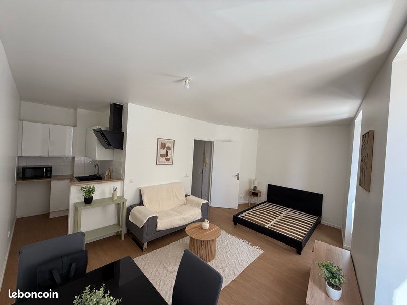 Appartement 1 pièce 26 m² · à Mantes-la-Jolie · 26 m² · 710 €