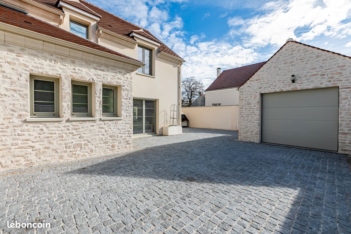 Maison 6 pièces 160 m² · à Pontpoint · 160 m² · 485 000 €