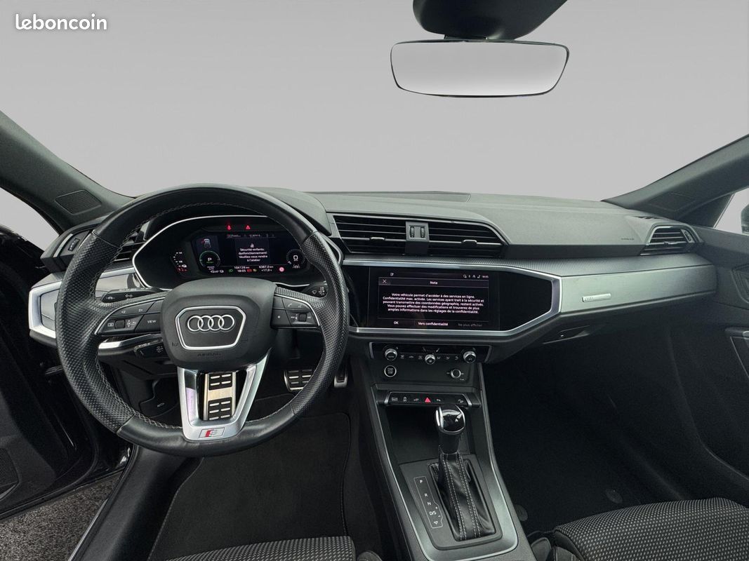 AUDI Q3 Sportback 45 TFSIe 245 ch S tronic 6 S line (image 15)