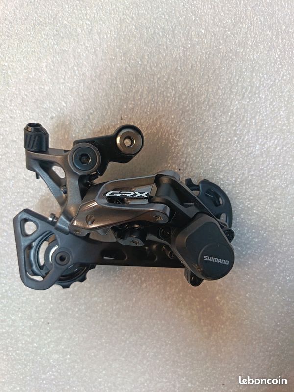 Dérailleur arrière SHIMANO GRX - RD-RX810 - 11 vitesses Dérailleur arrière SHIMANO GRX - RD-RX810 - 11 vitesses