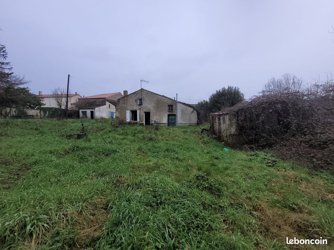 Maison 2 pièces 52 m² · à Loiré-sur-Nie · 52 m² · 49 500 €
