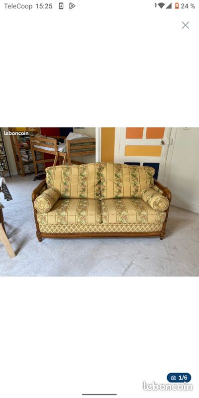 Canapé vintage bois - motifs à fleurs (image 1)
