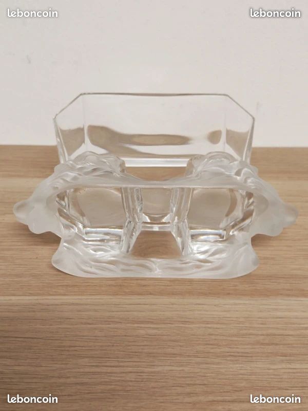 Vase en cristal Lalique modèle Venise (image 5)