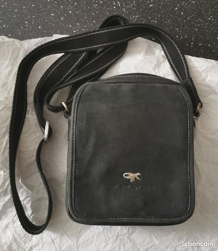 Sacoche bandoulière de la marque Gil Holsters Accessoires