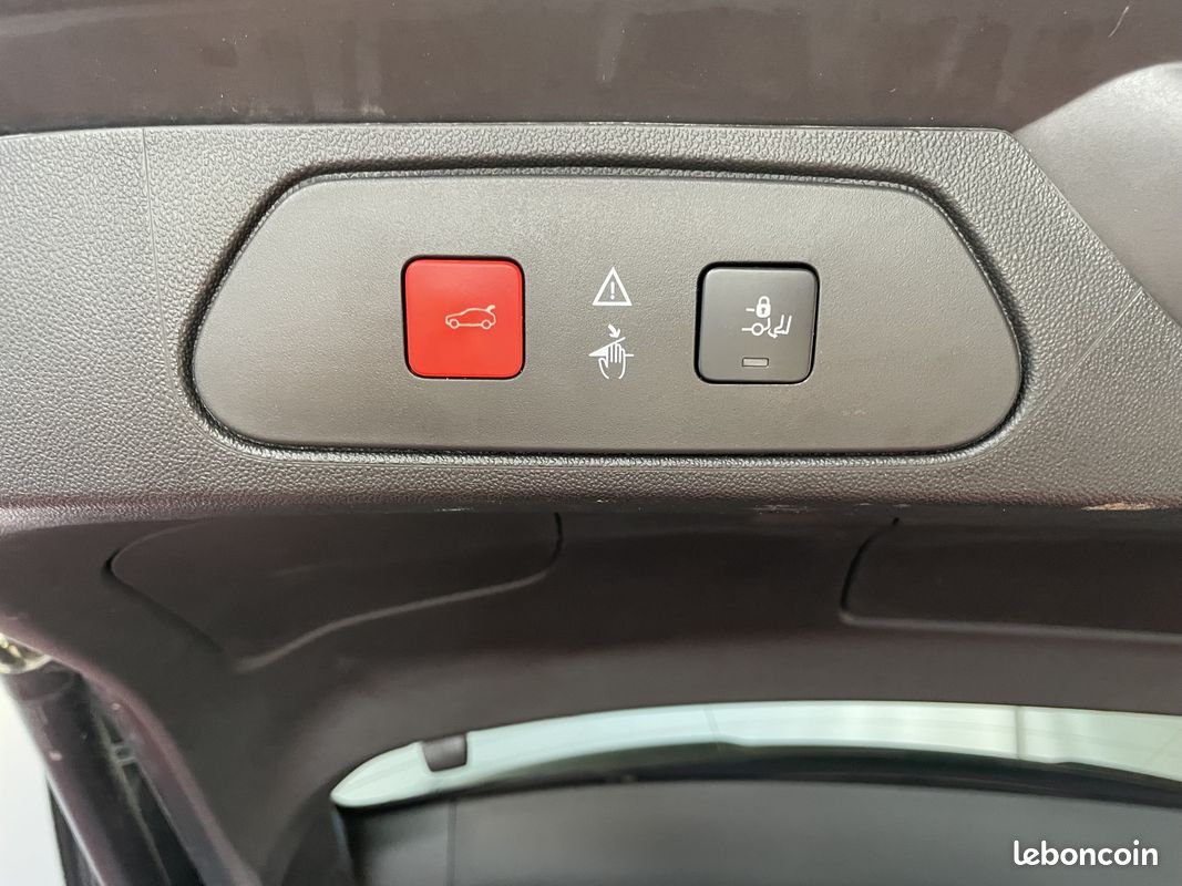 OPEL Grandland X 1.6 HYBRID 225 BVA8 ELITE (image 25)