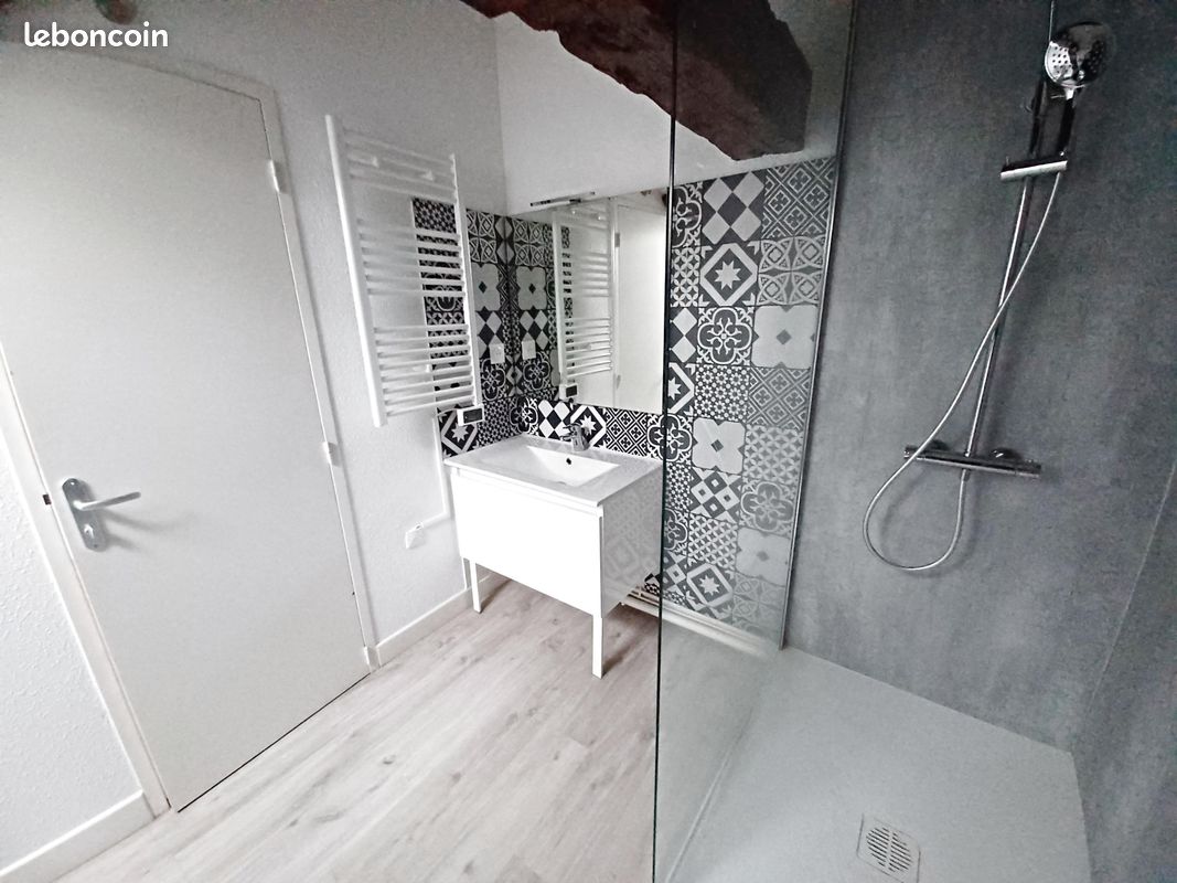 Appartement 3 pièces 63 m² · à Aurillac · 63 m² · 530 €