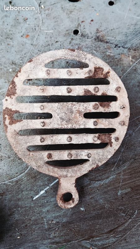 GRILLE DE DEVANT pour POÊLE A BOIS GODIN modèle 124 et 3721A Très bon