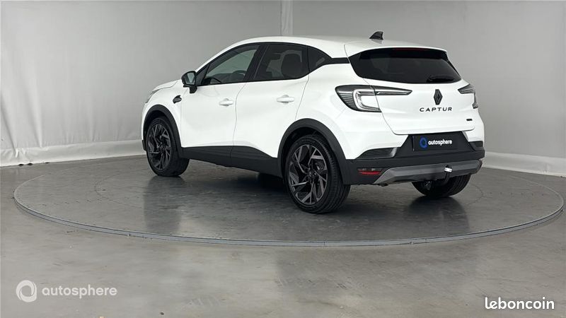 Renault Captur 1.6 E-Tech full hybrid 145ch esprit Alpine (image 8)