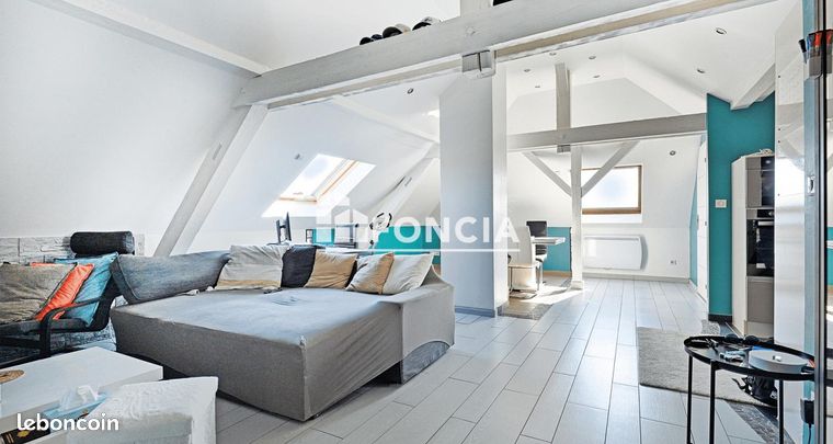 https://img.leboncoin.fr/api/v1/lbcpb1/images/5c/52/f2/5c52f28b5f1533ee5aa6127e6c43addb948991b4.jpg?rule=ad-image