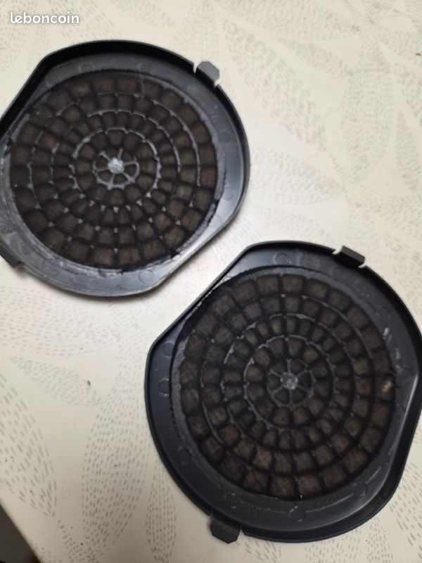 Grilles haut parleur renault 11/9 (image 2)