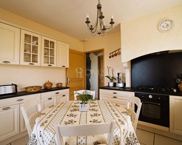Maison 725 000 € - 150 m²