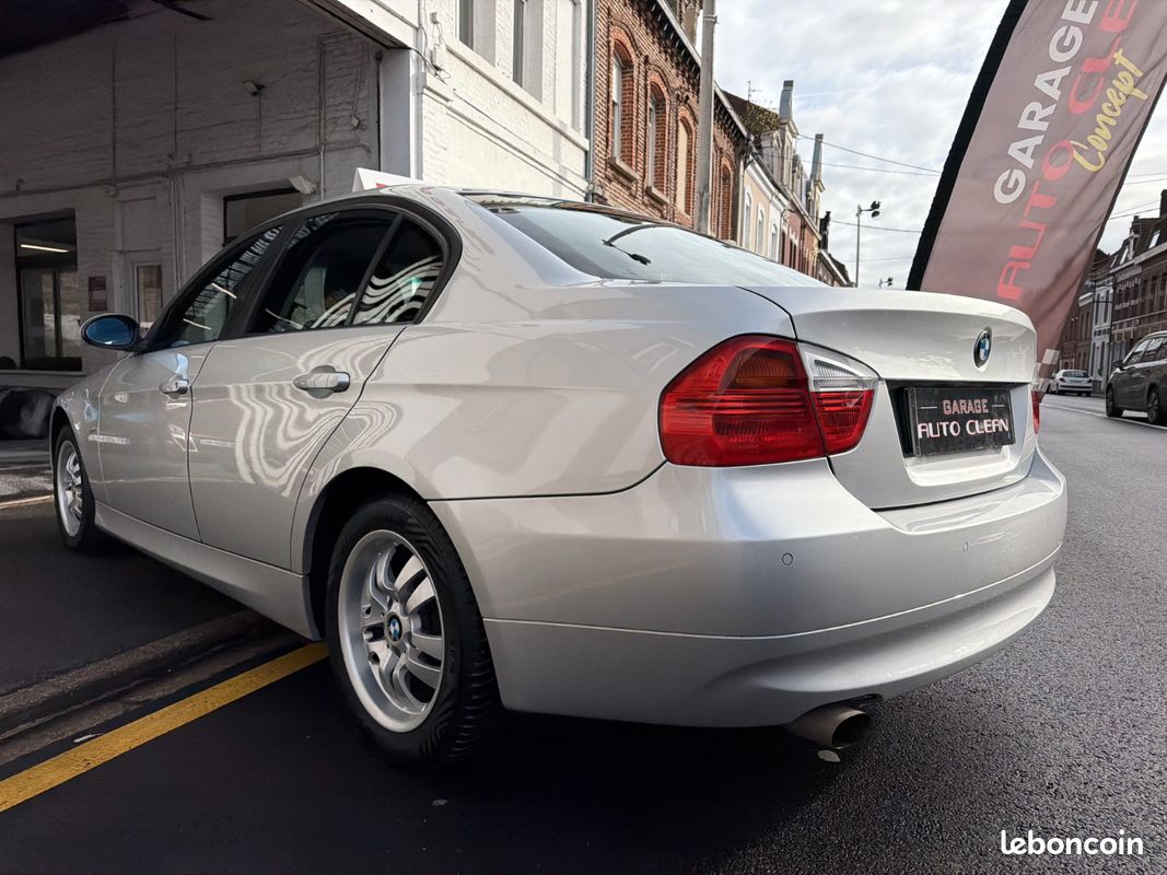 BMW 320i 150Ch *CARNET à Jour Ess + GPL (image 6)