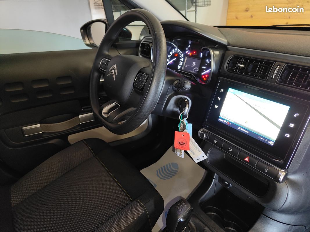 Citroen c3 societe pure tech 82 ss feel nav (image 17)