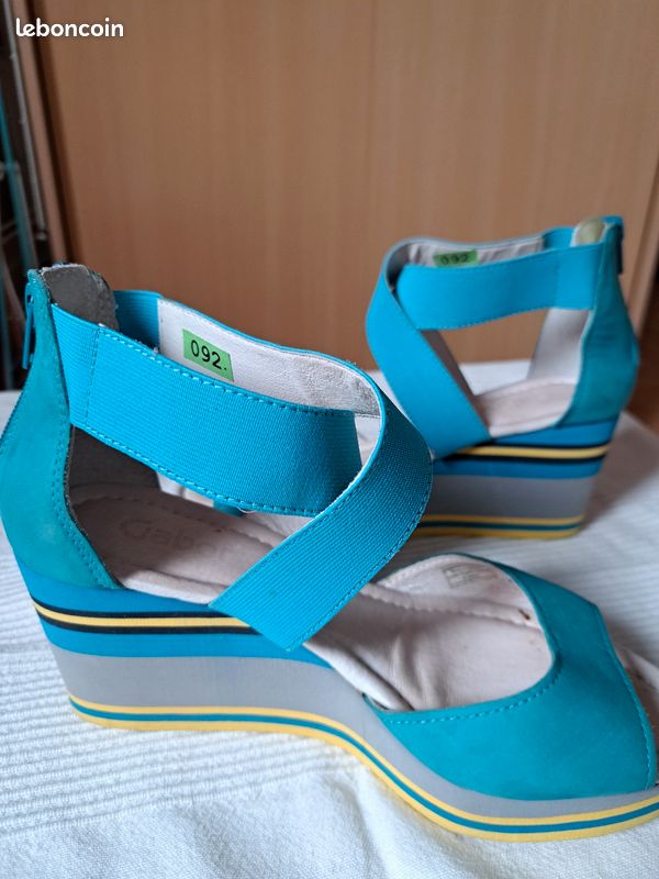 Sandales compensées (image 3)