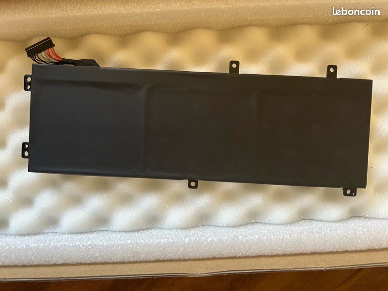 Dell 3-cell 56 Wh Lithium Ion Replacement Battery for Select Laptops (image 3)