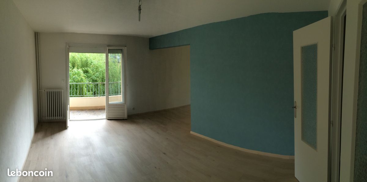 Appartement 4 pièces 77 m² · à La Verpillière · 77 m² · 1 030 €