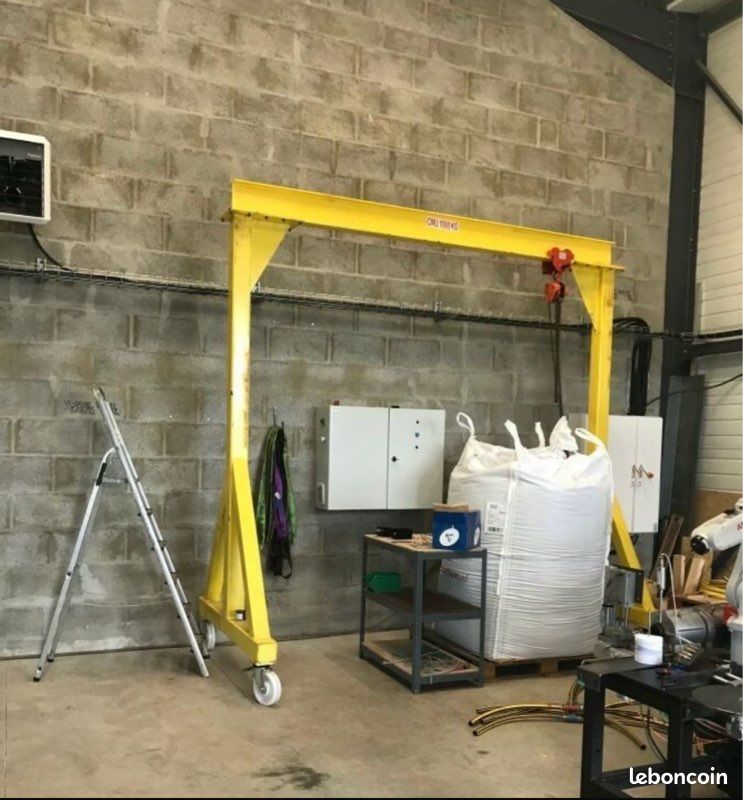 Levac Portique d'atelier Levac 1000kg avec palan et chariot - Manutention ...
