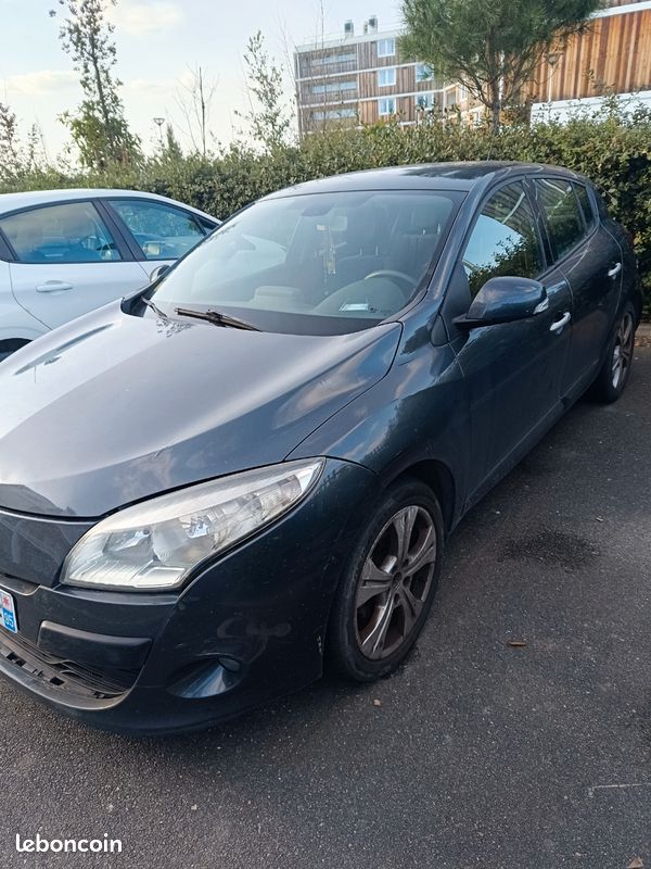Renault Megane 3 - 1.9dci (image 1)