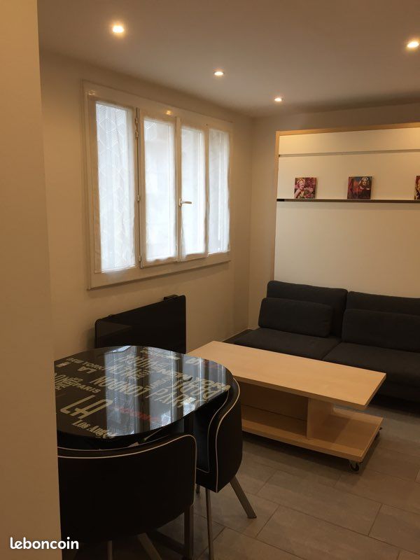 Appartement 1 pièce 25 m² · à Grenoble · 25 m² · 518 €
