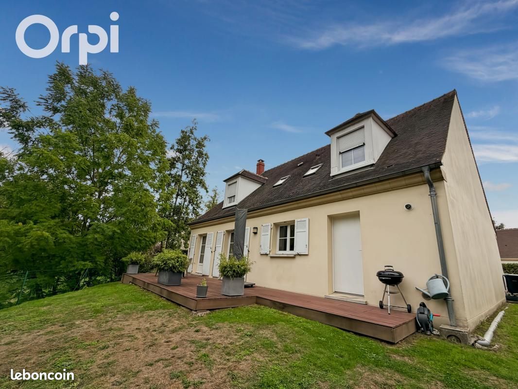 Maison 5 pièces 123 m² · à Senlis · 123 m² · 1 750 €/mois