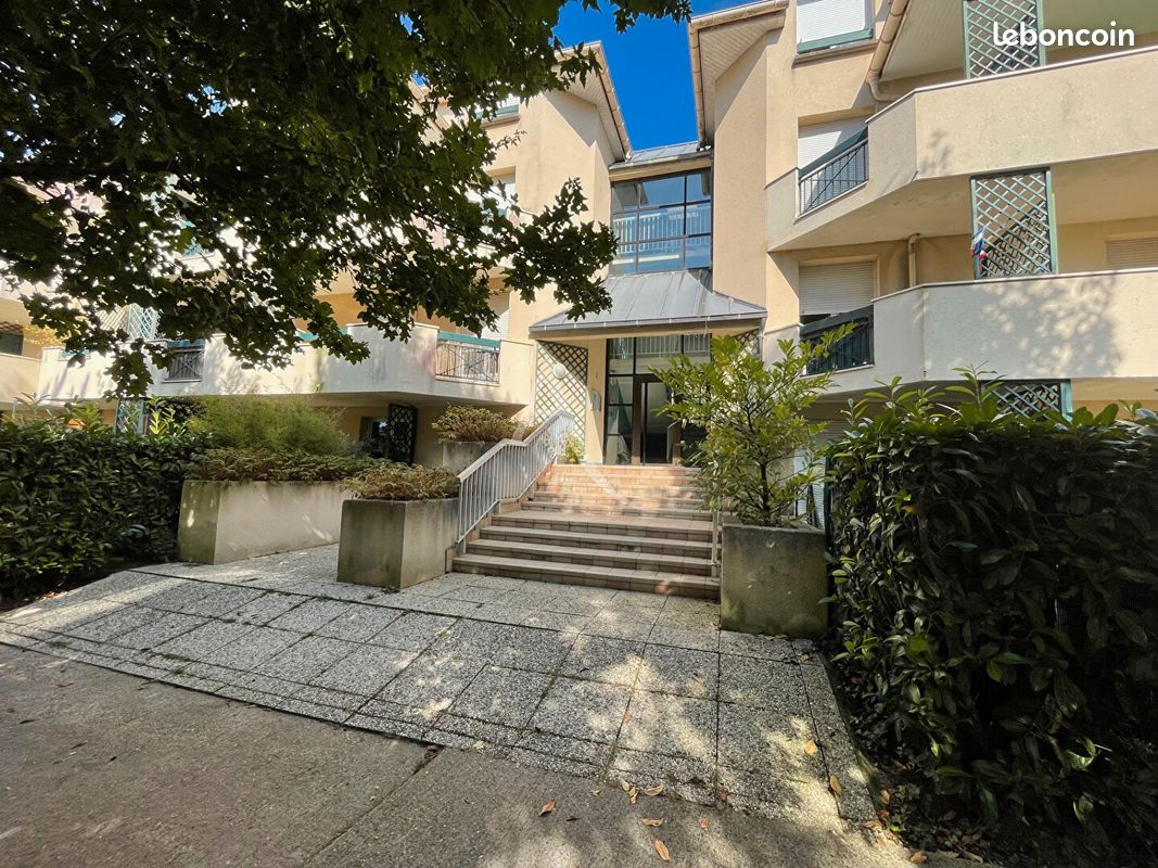 Appartement 1 pièce 29 m² · à Gif-sur-Yvette · 29 m² · 686 €/mois