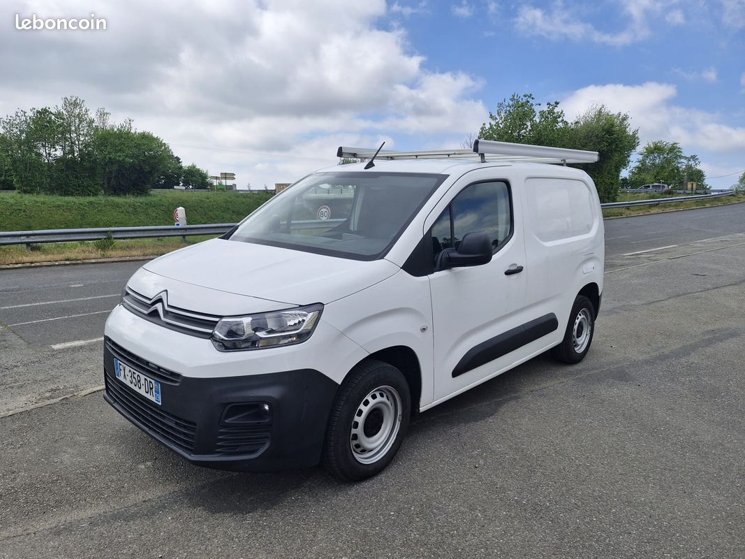 CITROEN BERLINGO 2021 / BlueHDI 100CH / 53 010klm (image 1)
