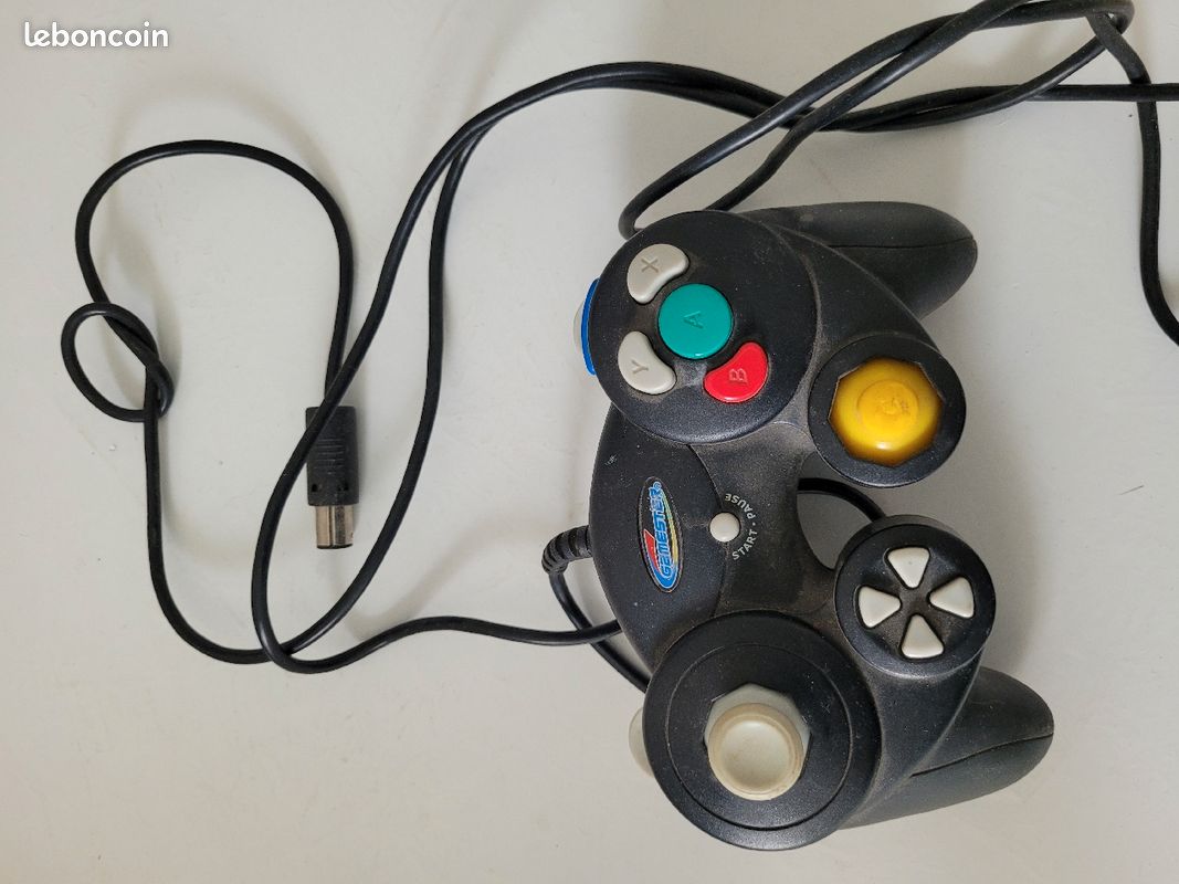 Manette gamester (image 1)