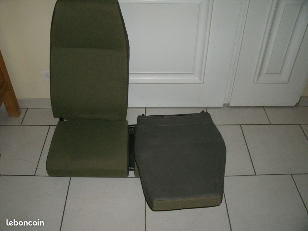 Banquette double TRM2000 complète et neuve d'époque (image 2)