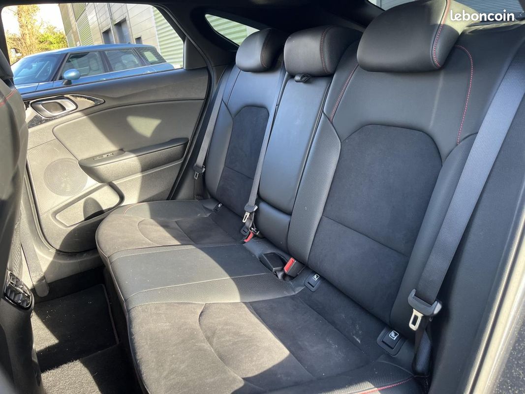 Kia pro cee d 1.6 t-gdi 205 gt dct bva (image 19)