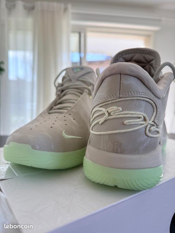 Lebron XXII neuves (image 1)