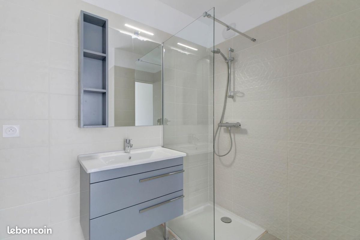 Appartement 2 pièces 43 m² · à Aix-en-Provence · 43 m² · 827 €/mois