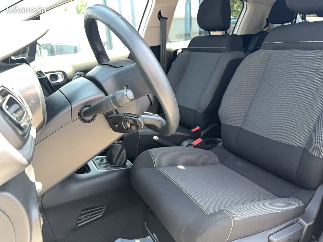 CITROEN C3 PureTech 83 ch BVM5 Max (image 15)