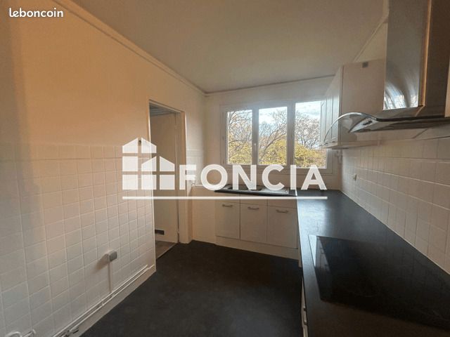 Appartement a louer saint-germain-en-laye - 4 pièce(s) - 81 m2 - Surfyn