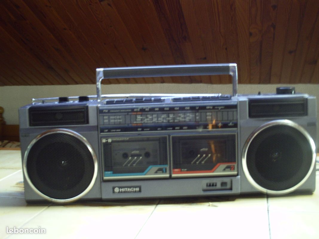 Radio cassette (image 1)
