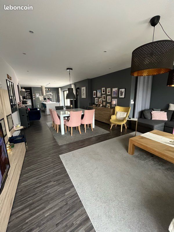 Maison 6 pièces 560 m² · à Saint-Florentin · 560 m² · 265 000 €
