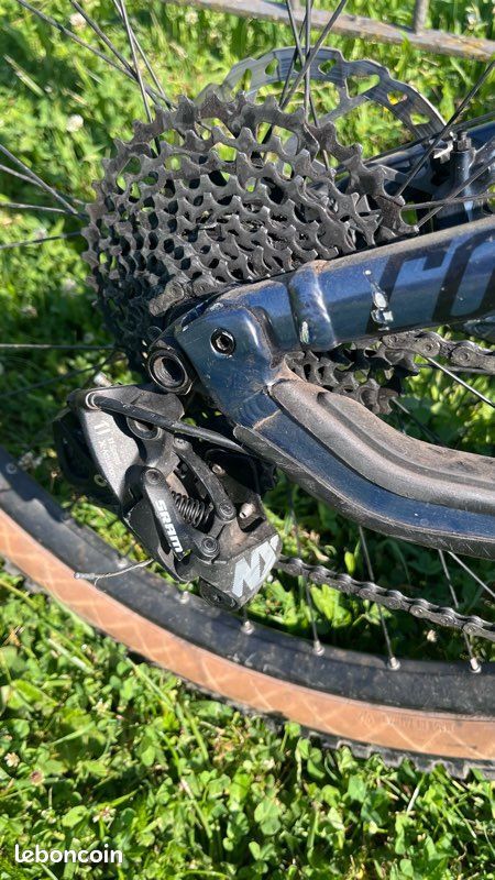 VTT Commencal meta (image 10)