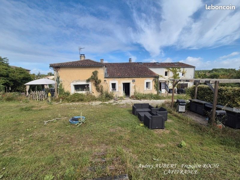 Maison 8 pièces 233 m² · à Tonnay-Boutonne · 233 m² · 399 000 €