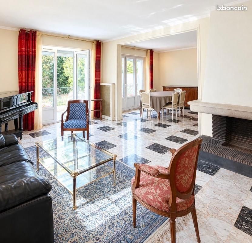 Maison 10 pièces 240 m² · à Saint-Dizier · 240 m² · 332 000 €