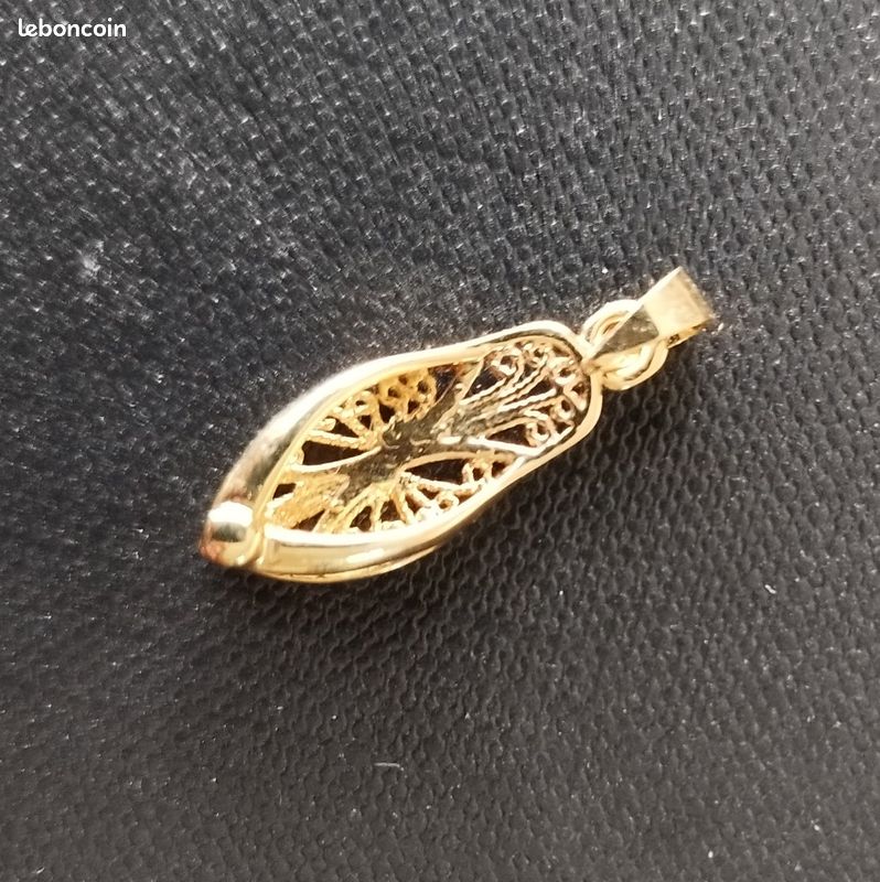 Pendentif Ancien En Argent Massif Filigrane Forme Babouche - Style Oriental - Occasion En Bon état Général - Pièce De Bijouterie Ethnique Vintage