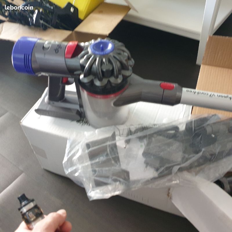 Aspirateur dyson v7 (image 4)