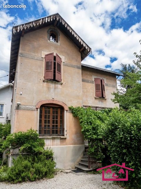 Maison 4 pièces 100 m² · à Grenoble · 100 m² · 290 000 €