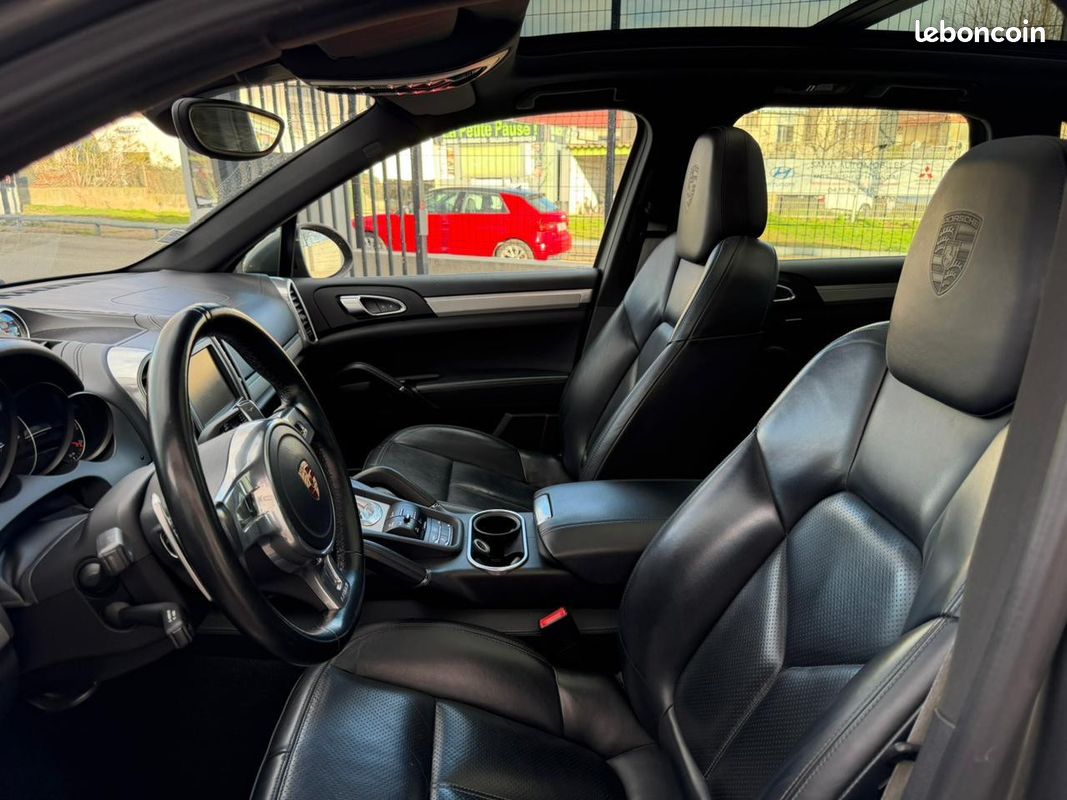 Porsche CAYENNE PORSCHE CAYENNE 4.8i V8 400 BVA Tiptronic S (image 26)