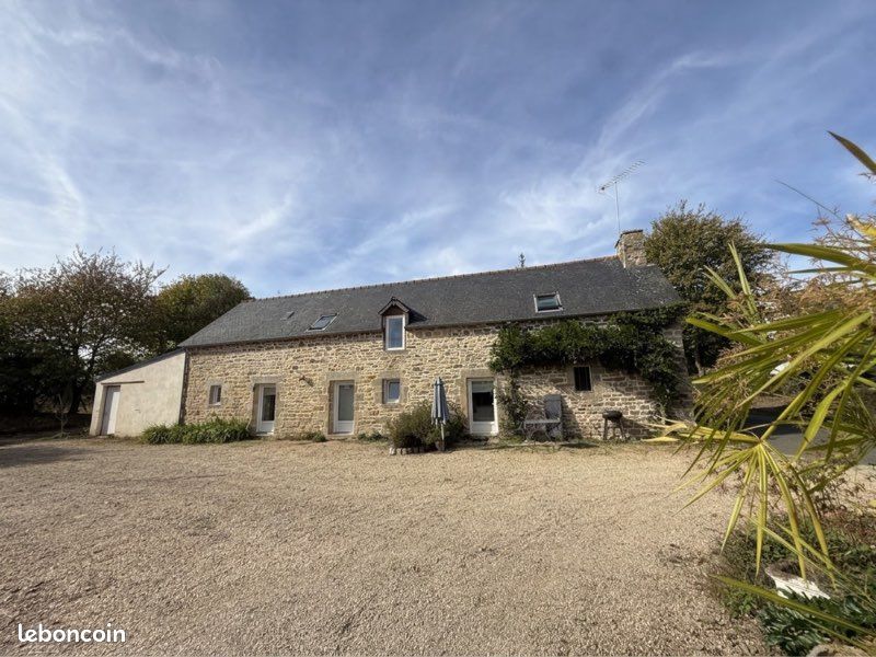 Maison 7 pièces 120 m² · à Saint-Donan · 120 m² · 185 000 €